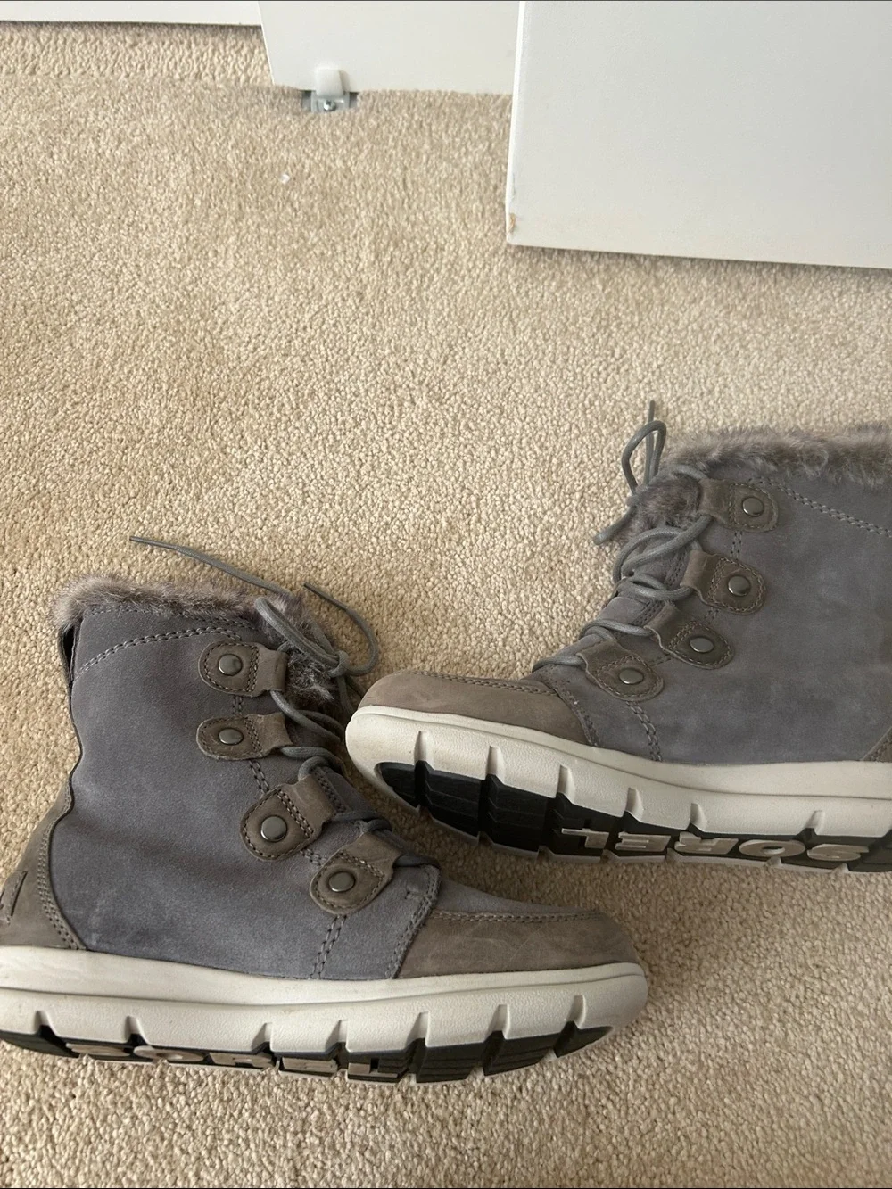 Sorel Women's Gray Faux-Fur Lined Winter Boots, worn once paid $159.00
